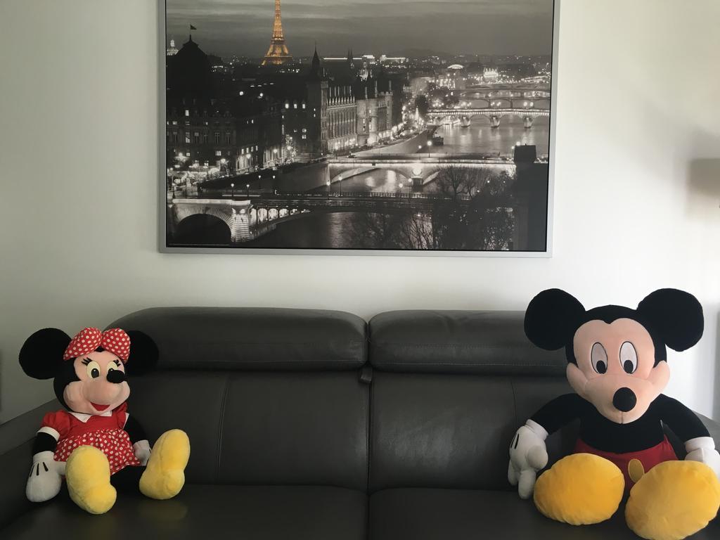 F&B'S Home Disneyland Paris Серрі Екстер'єр фото