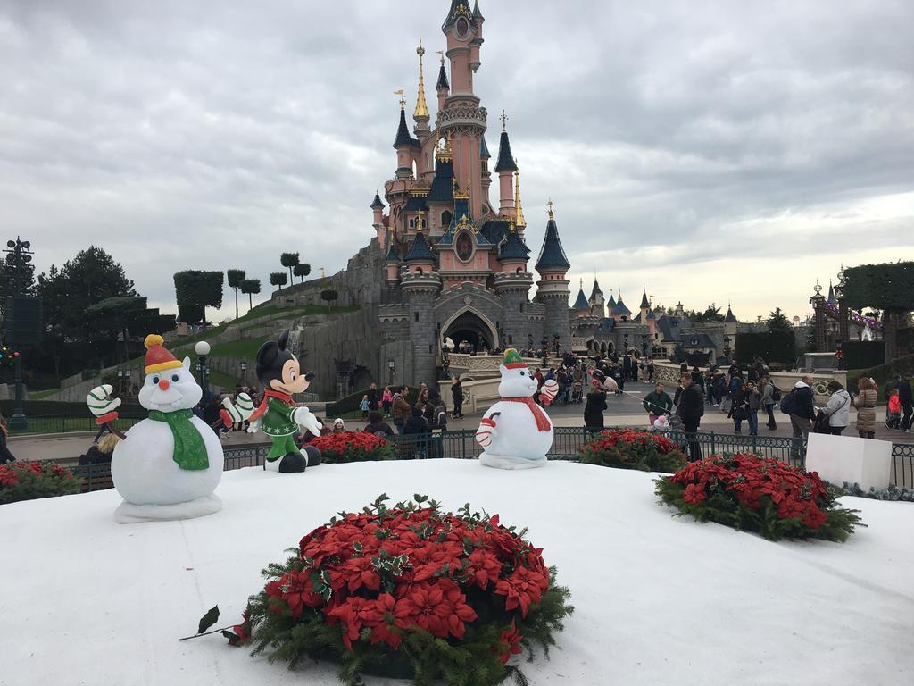 F&B'S Home Disneyland Paris Серрі Екстер'єр фото